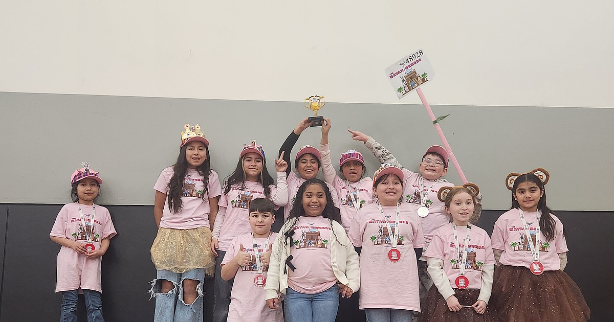 Mayan Memers earn honors