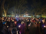 Community vigil held in Farmin Park