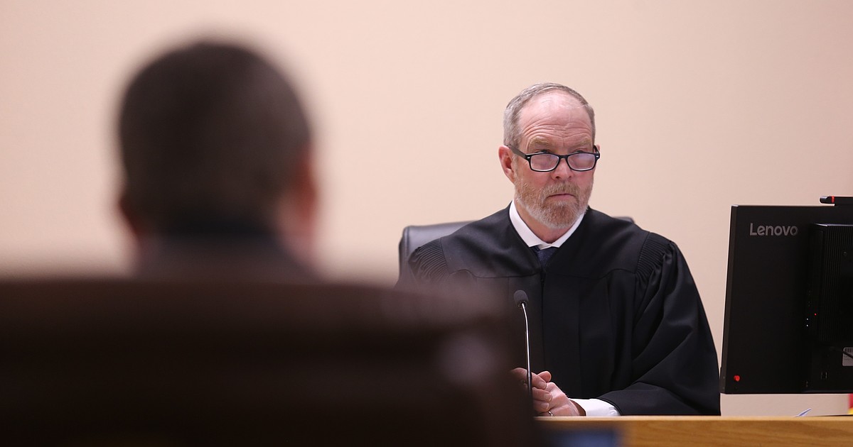 Family to stand trial together in poaching case | Coeur d'Alene Press