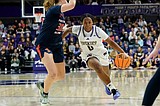 Huskies fall in home matchup against Illinois