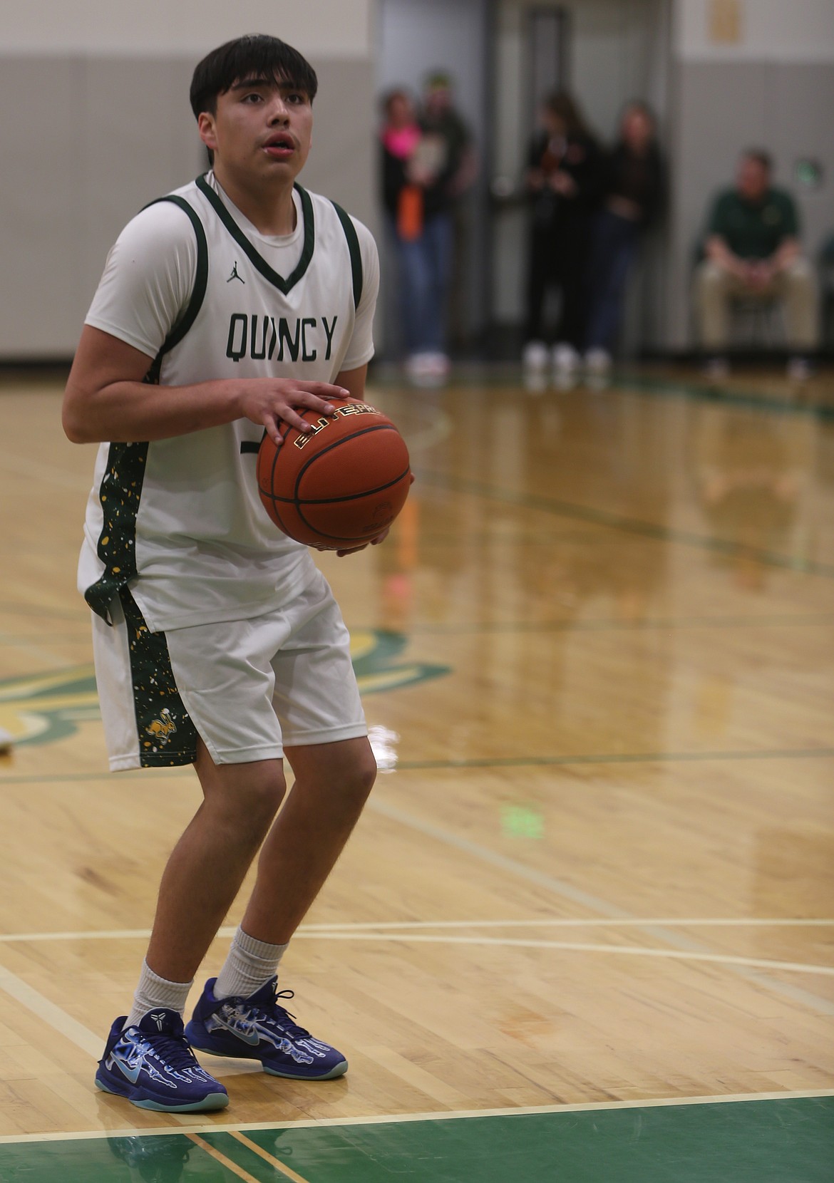 Quincy's Jose Buenrostro (32) shoots a free throw for the Jacks against Ephrata earlier this season. Head Coach Scott Bierlink said his players are coming into their own as the regular season comes to a close.