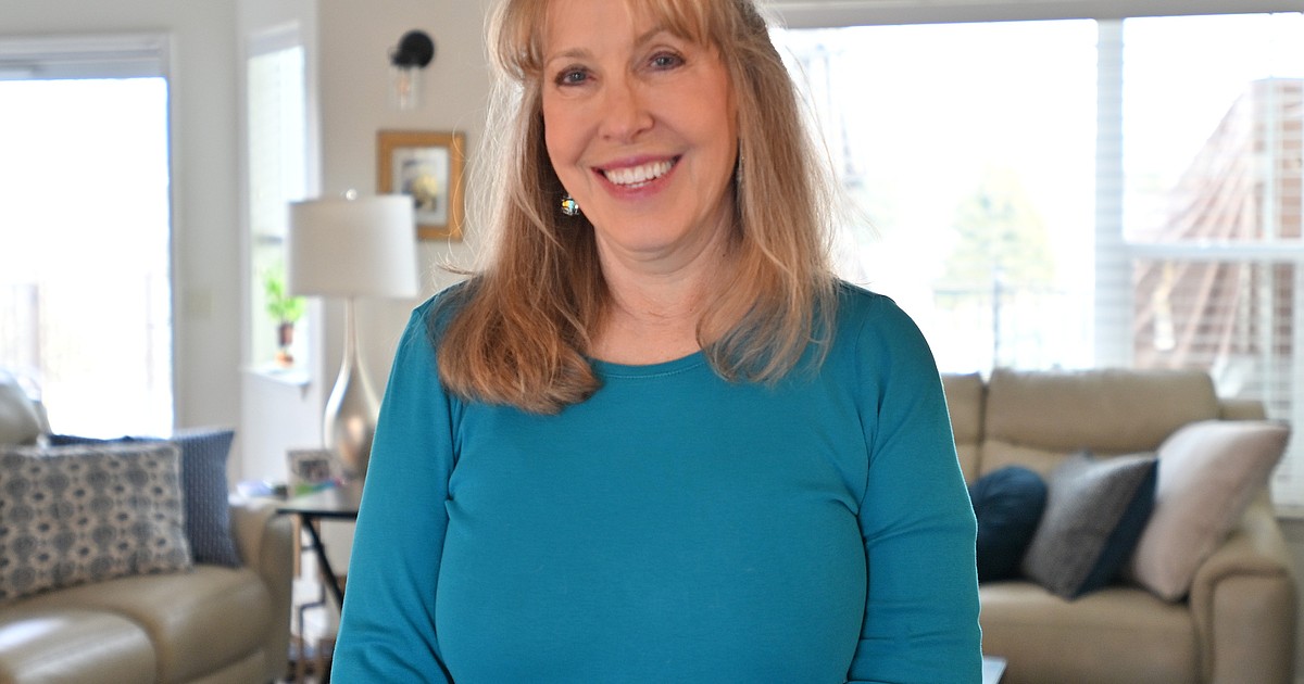 Jewelry designer finds therapy in working with her hands