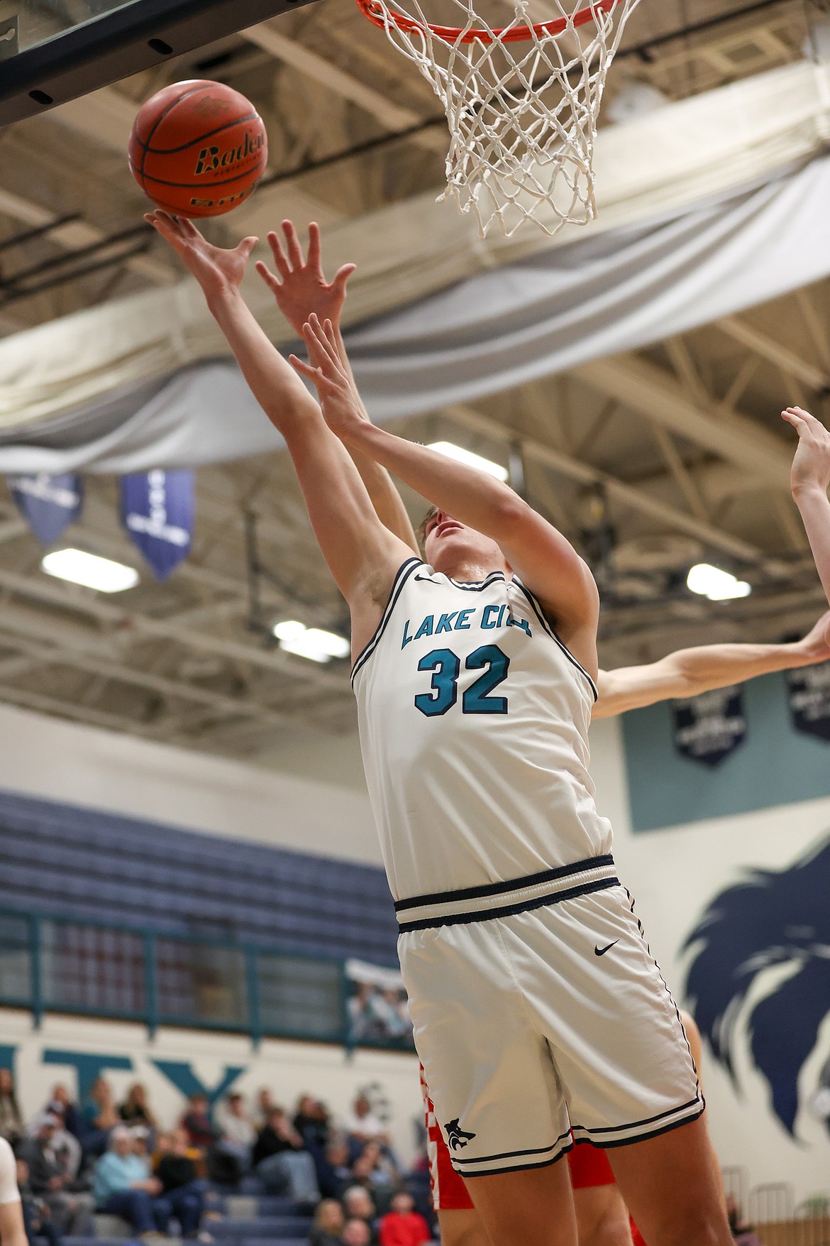 JASON DUCHOW PHOTOGRAPHY
Lake City senior Beau Pearson goes up for a layup during the first half of Wednesday's game against Sandpoint at Lake City High School.