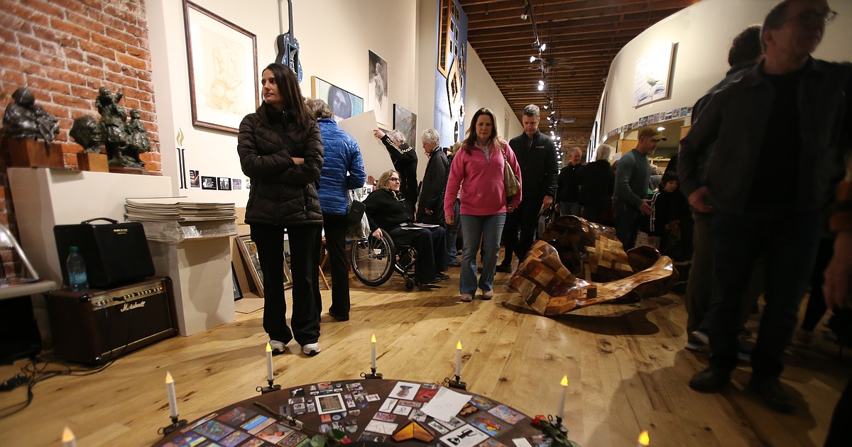 Community turns out to say goodbye to Art Spirit Gallery