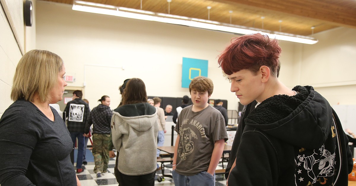 Healthy Harvest brings colorful carrots to New Vision High