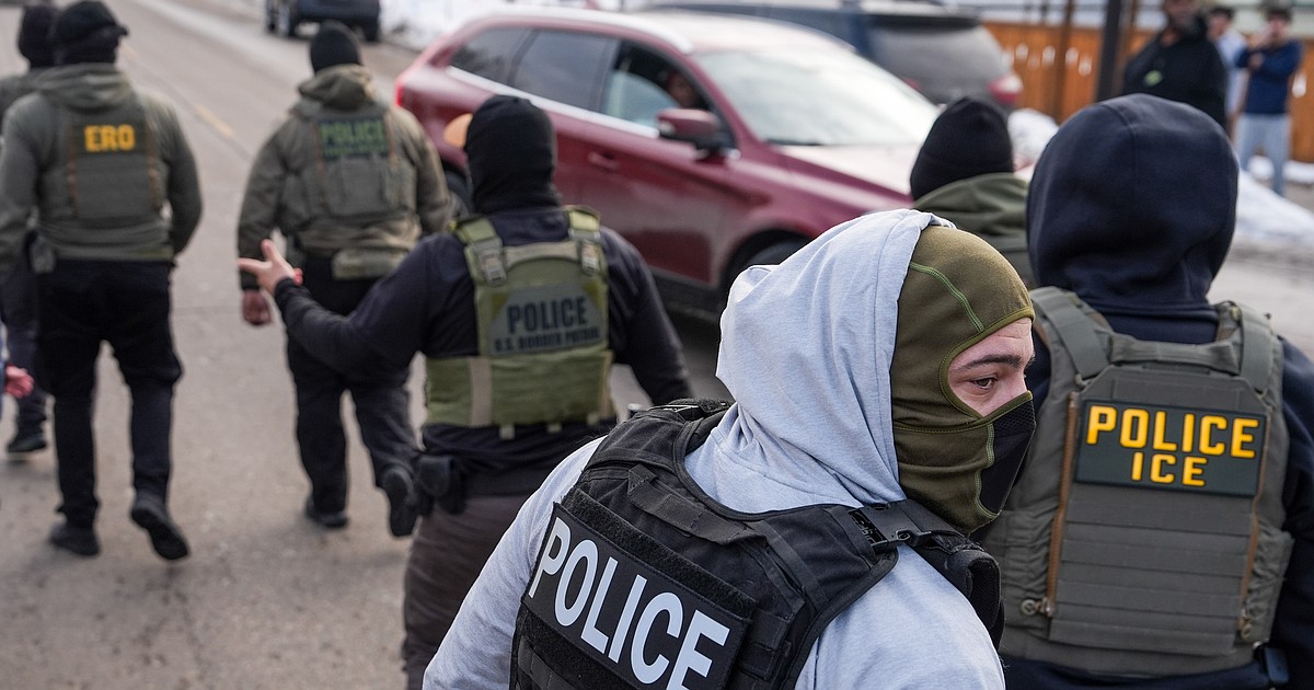 Law enforcement face coverings ban moves forward in Olympia