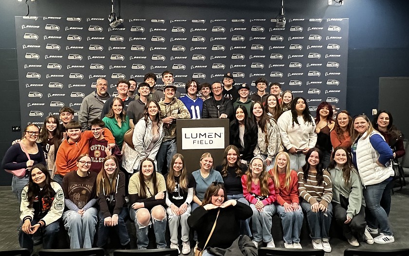 The first week in March, Ephrata High School Choir students visited the Puget Sound area to sing, learn and laugh with their peers. During the trip students visited Lumen Field, exploring locker rooms, suites, press boxes and even stepping onto the field.