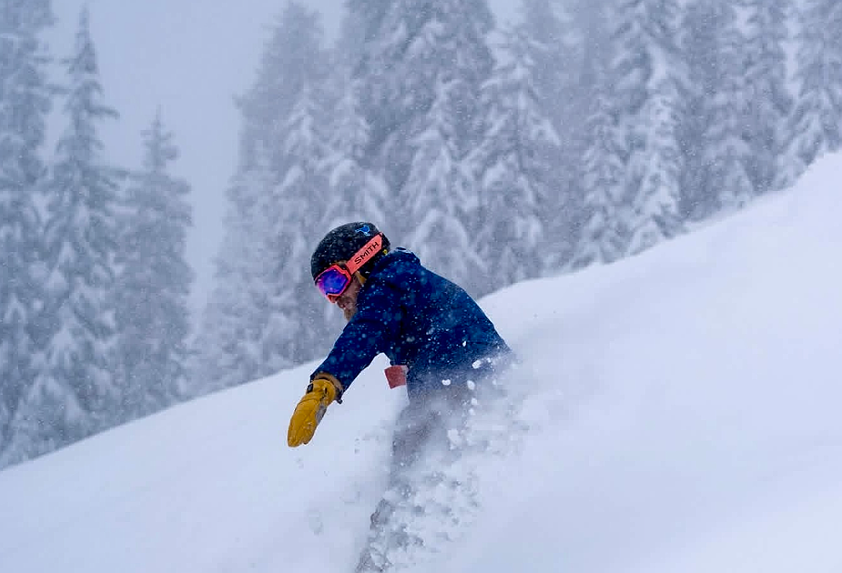 Recent snow keeps Silver Mountain, Lookout spinning