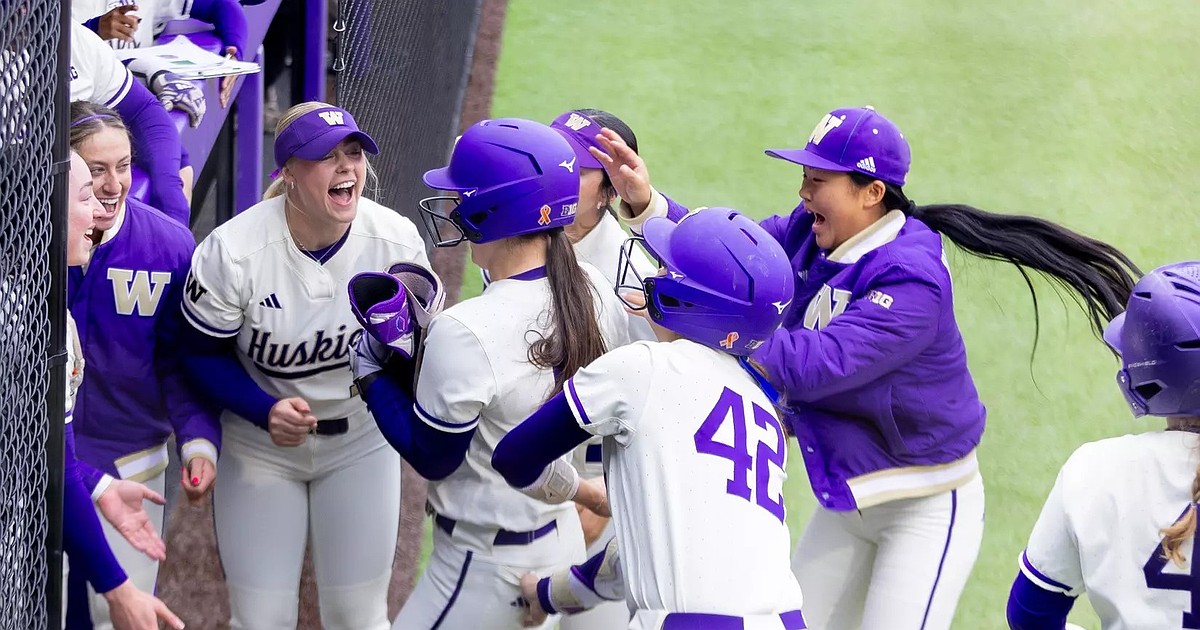 Huskies reach 13-game win streak after wins over Maryland and North Dakota