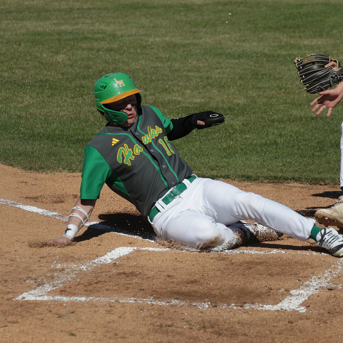 PREP BASEBALL: Vikings' Fenter drives in 10 in opener | Coeur d'Alene Press