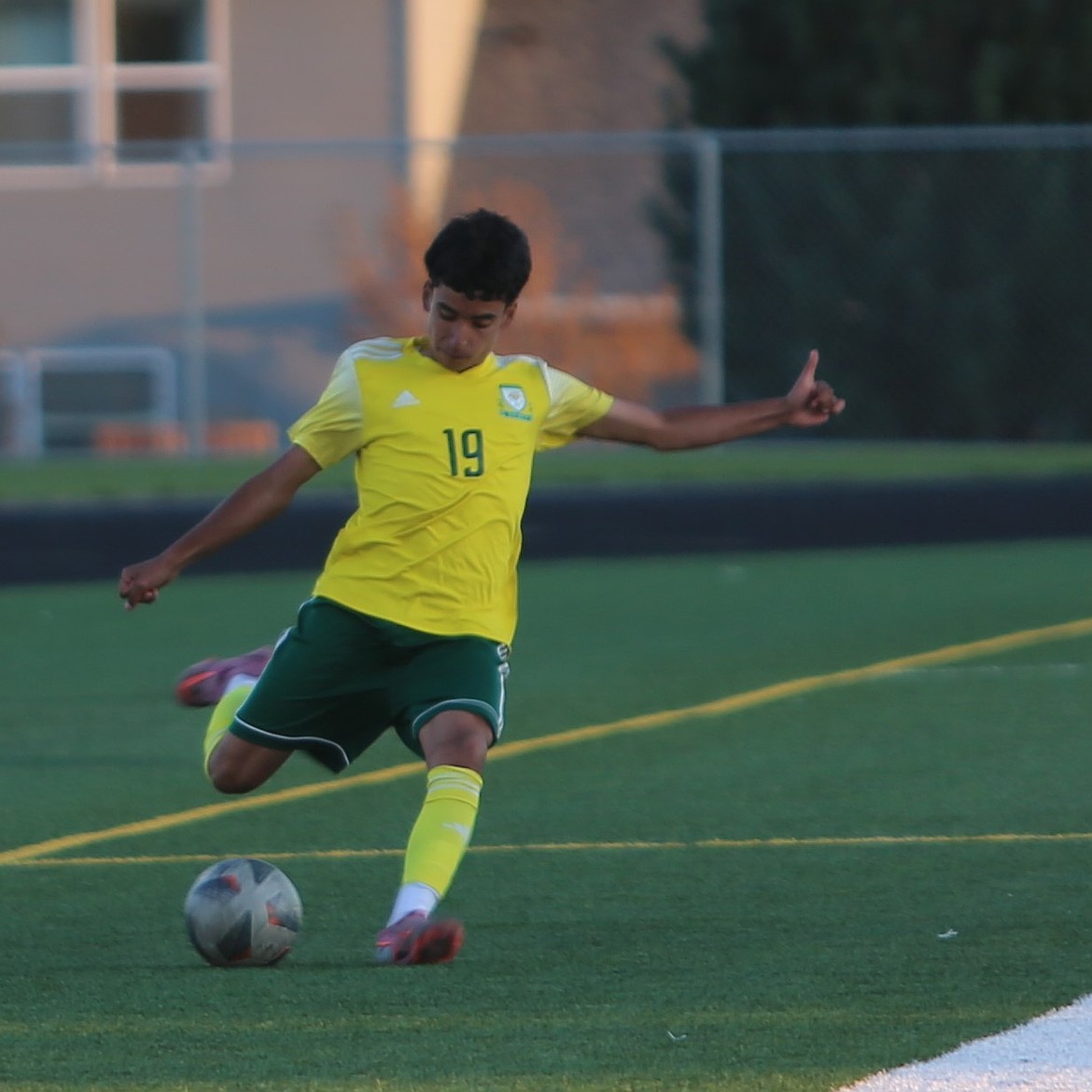 Jacks freshman Pablo Ramirez prepares to kick the ball over to an open teammate downfield during Tuesday’s game against the Tigers.