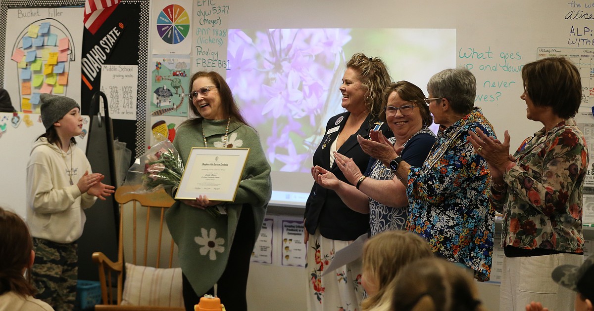 Educator earns accolades from local Daughters of the American Revolution
