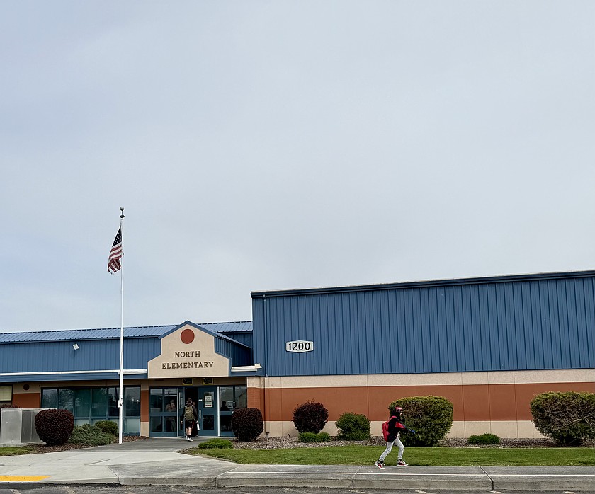 The Moses Lake School District is hosting its second community forum on the new elementary school planned to replace both North and Larson elementary schools. The forum will be hosted at North from 6 to 7 p.m. Monday night.