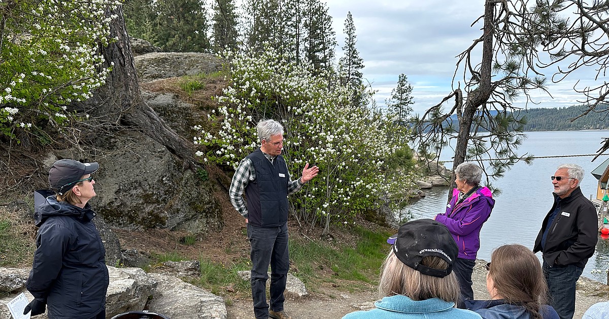 Nisbet to speak at museum annual meeting today