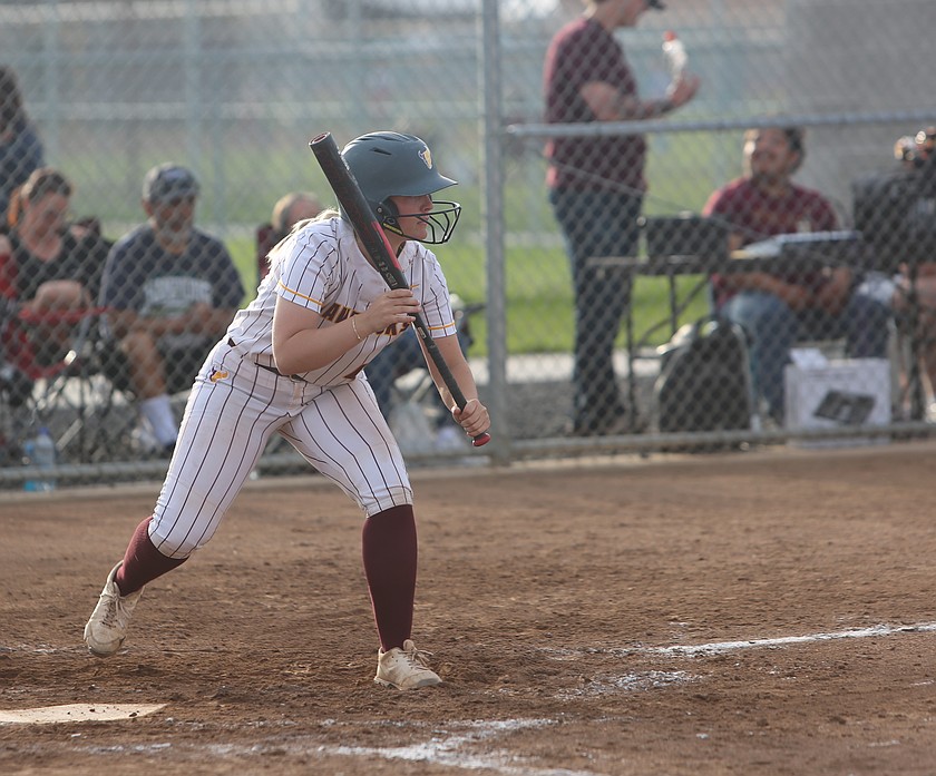The Mavericks’ Samantha Kling (4) prepares to bunt the ball during their doubleheader against West Valley on Friday.