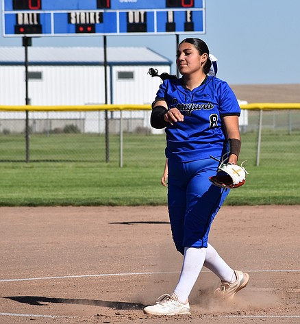 Warden’s Jamylex Pruneda throws a pitch to the opposing Goldendale batter during the first round of the league tournament.