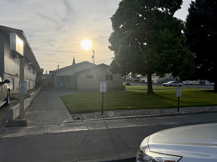 The Warden City Council unanimously passed a parking regulation ordinance. The ordinance restricts parking to two hours in front of the Warden Public Library during open hours.