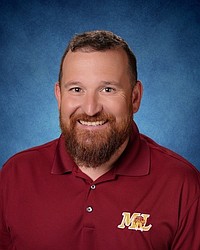 The Ephrata School District has named Ryan Carlstrom its new head coach of boys basketball.
