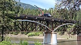 PHOTO: Trestle maintanence