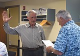 Lowell Allred sworn in to Columbia Basin Hospital Board