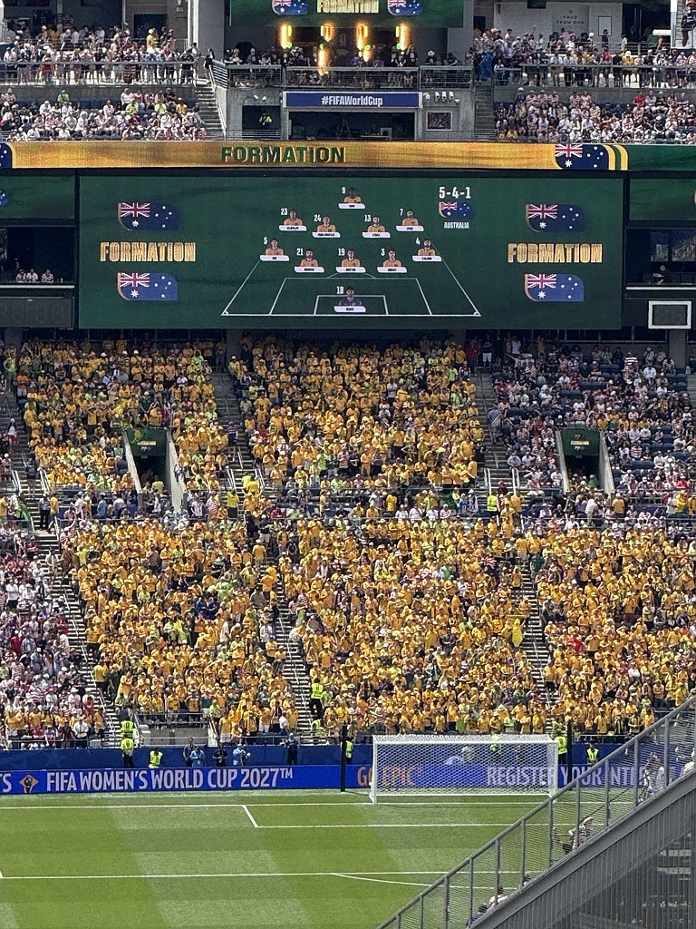 Australia fans by the thousands filled the stands for the U.S. World Cup in Seattle.