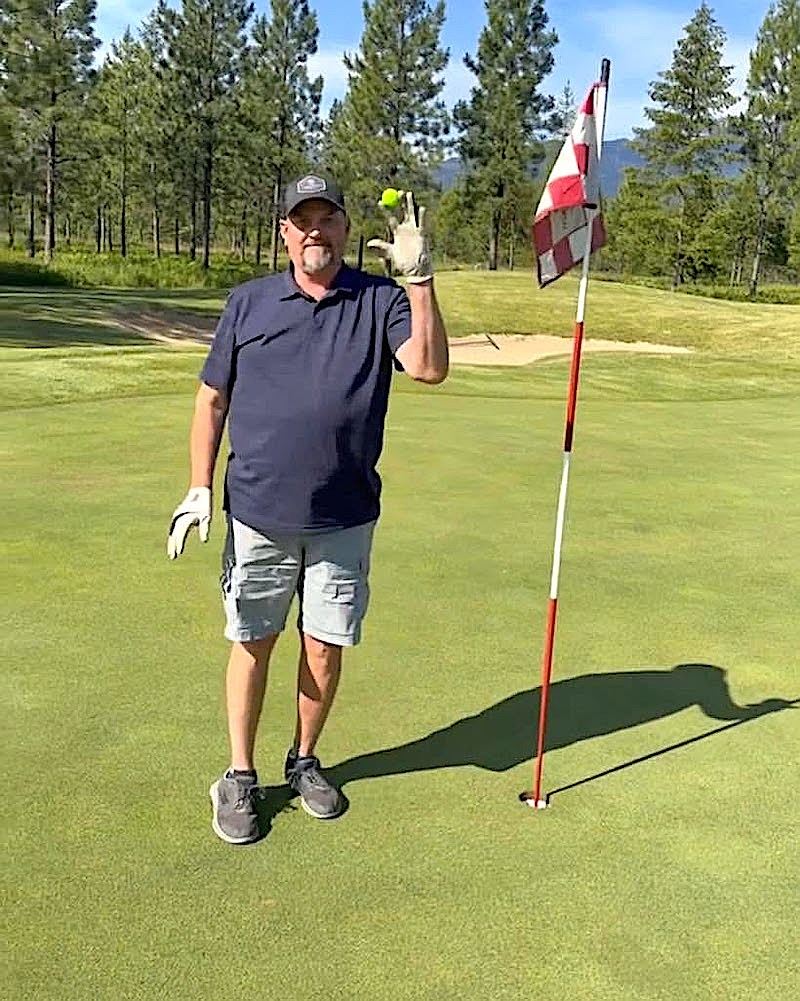 WILD ART - Mallory scores hole-in-one