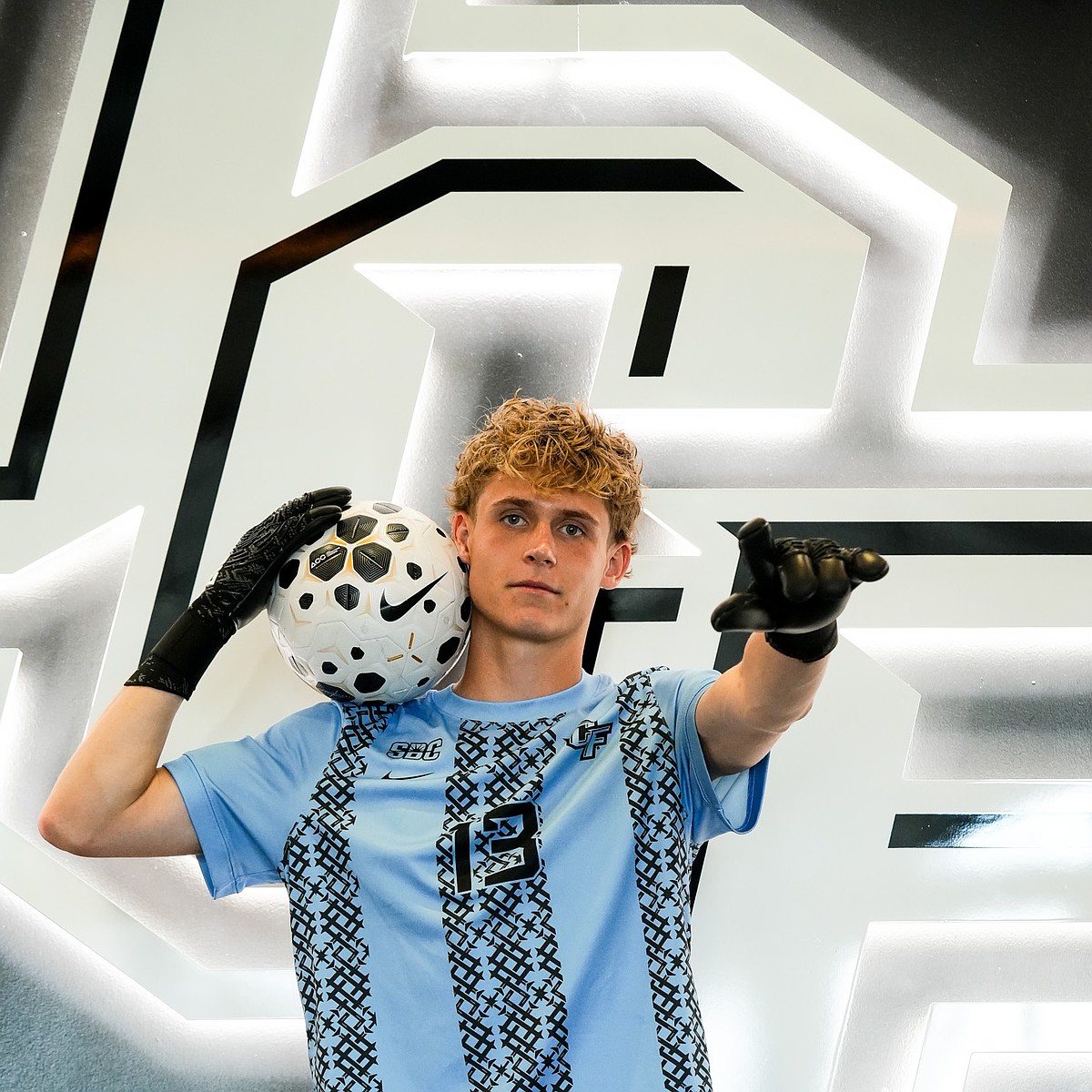 LOCAL WATCH: Longanecker signs with UCF for 2026 season