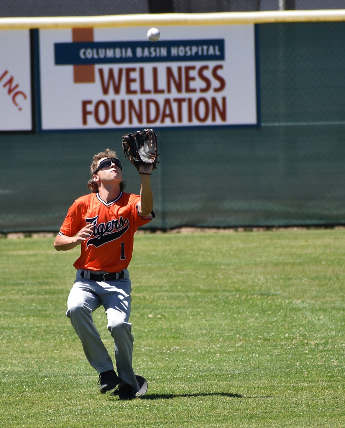 Dayne Holland from Ephrata makes a catch in the outfield for an easy out against the Monarchs Thursday.