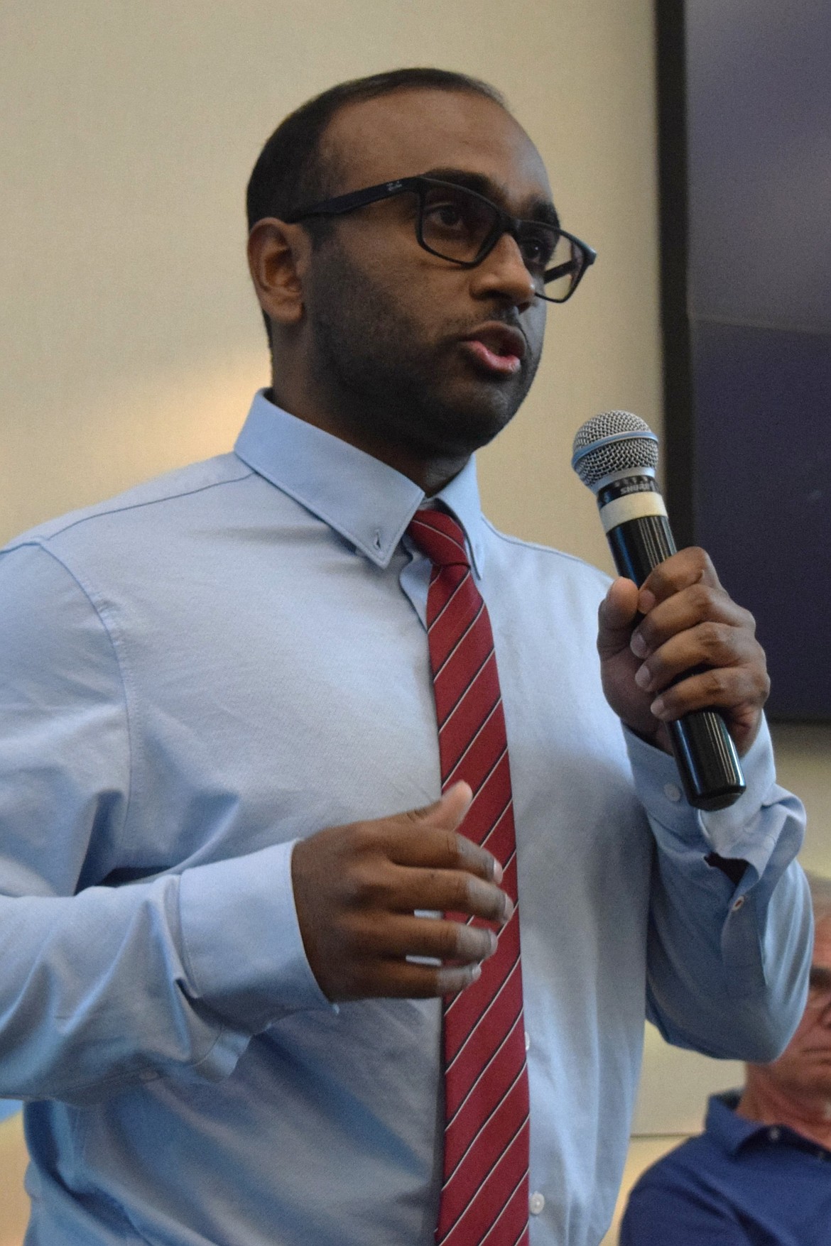 Republican Ken Vaz