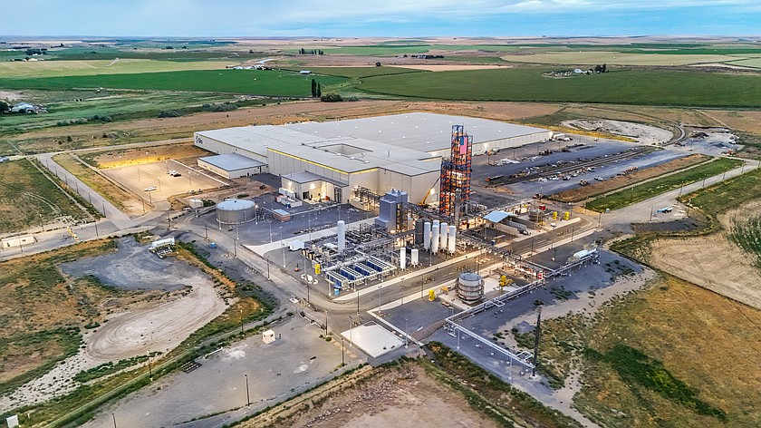 Sila Nanotechnologies has obtained loans and funding that could lead to major expansion of the company’s Moses Lake facility.