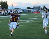Mavericks dominate second half, defeat Richland 34-14 in season opener