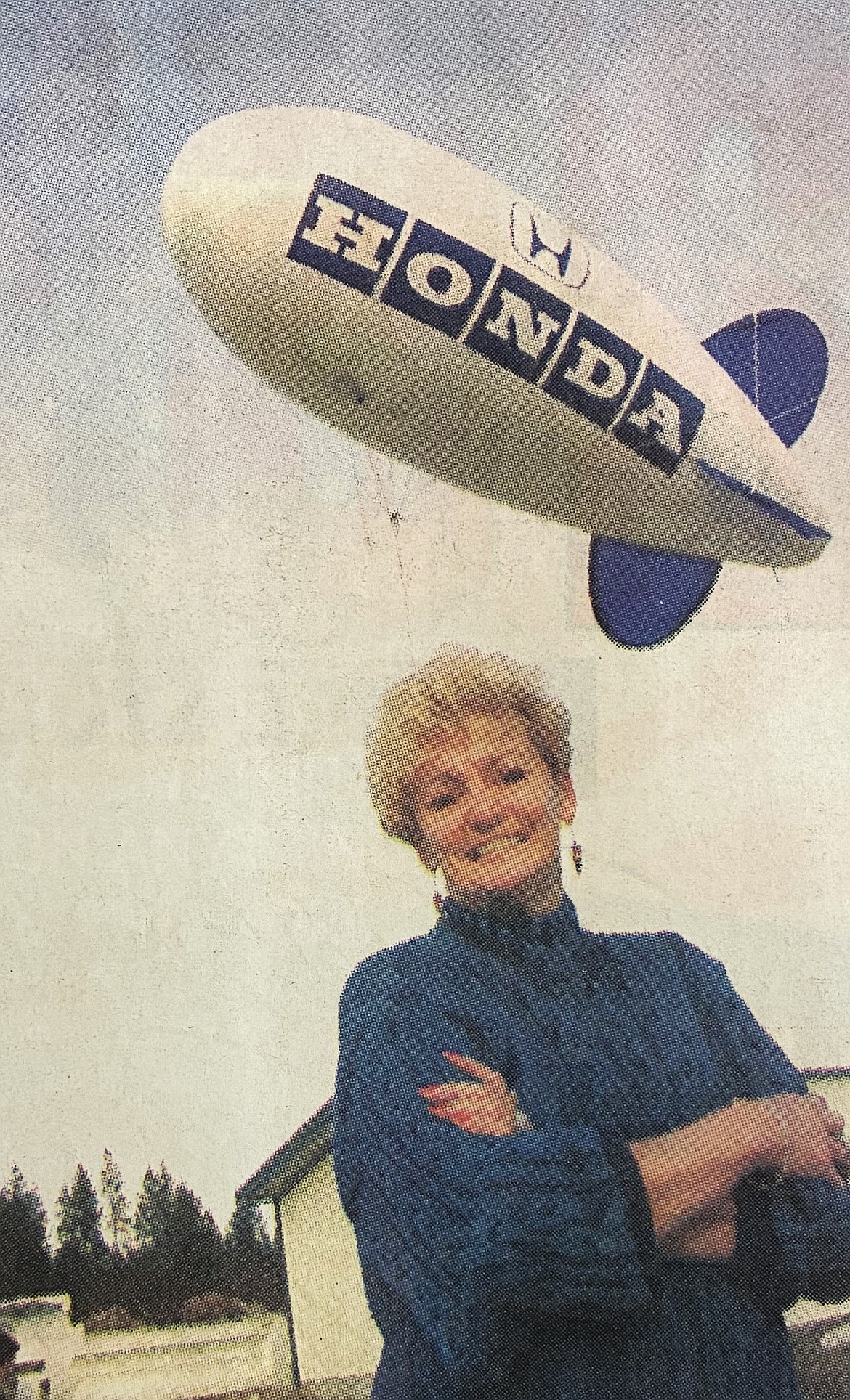 In 1996, owner Kathy Sims of Coeur d’Alene Honda displayed her controversial “balloon sign” that upset city officials.