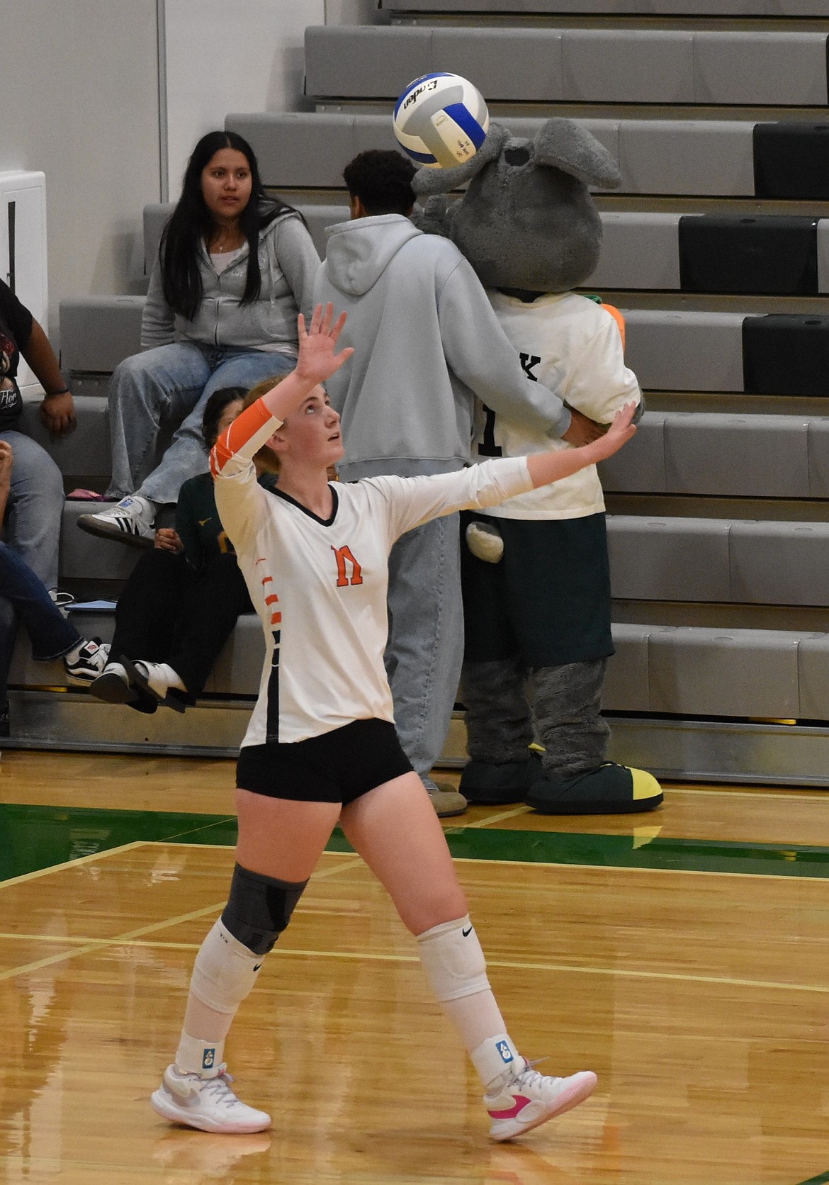 Ephrata sophomore Bergen Lauver serves the ball Tuesday afternoon during the road game against Quincy.