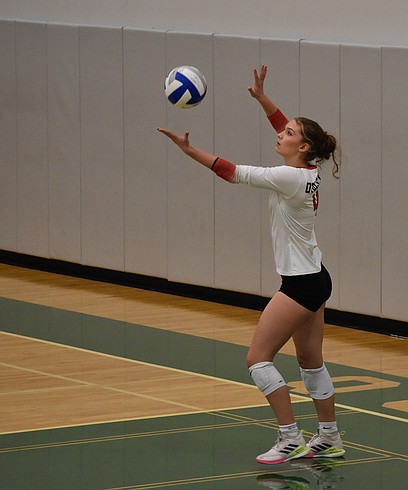 Huskies earn three set victory over Jacks