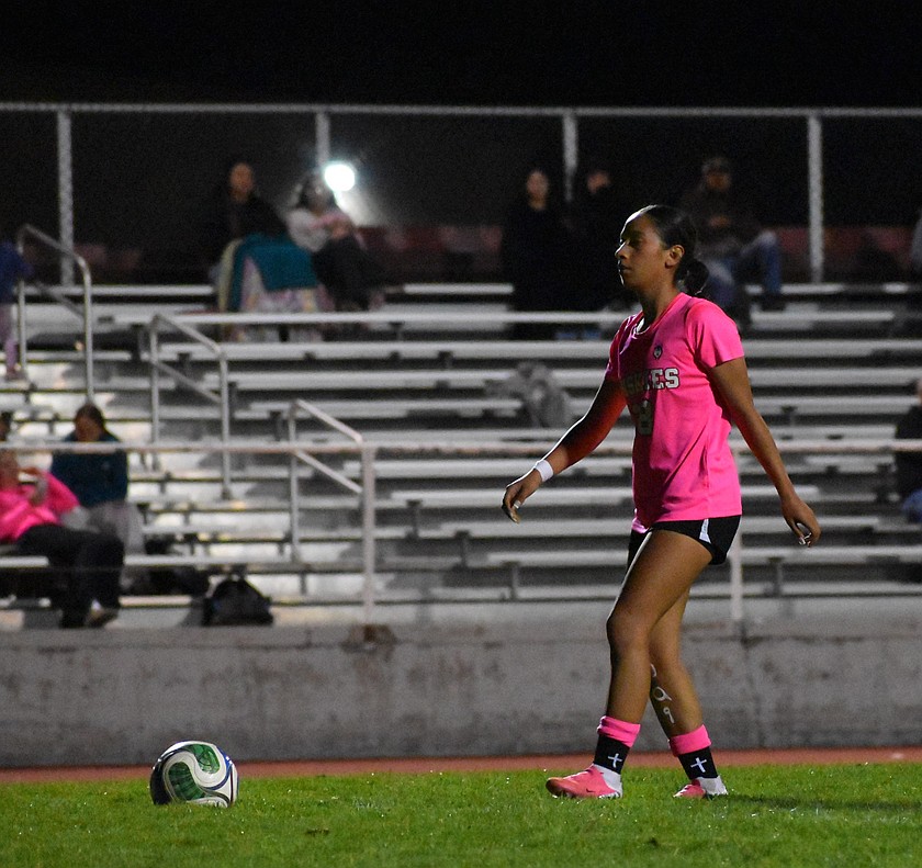 Abcde Garza, a junior from the Huskies, prepares to shoot a penalty kick in overtime against Selah Tuesday.