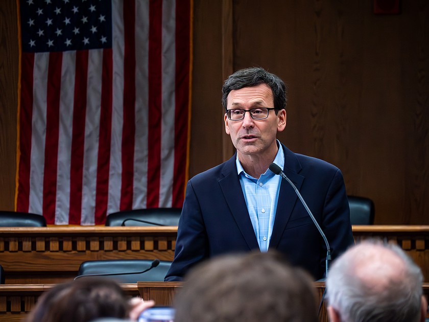 An independent citizens' commission has declined to approve a raise for Washington Gov. Bob Ferguson.
