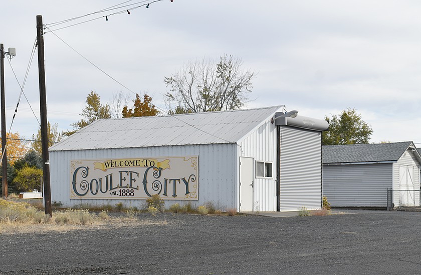 A mural welcomes visitors to Coulee City, the oldest town in Grant County.