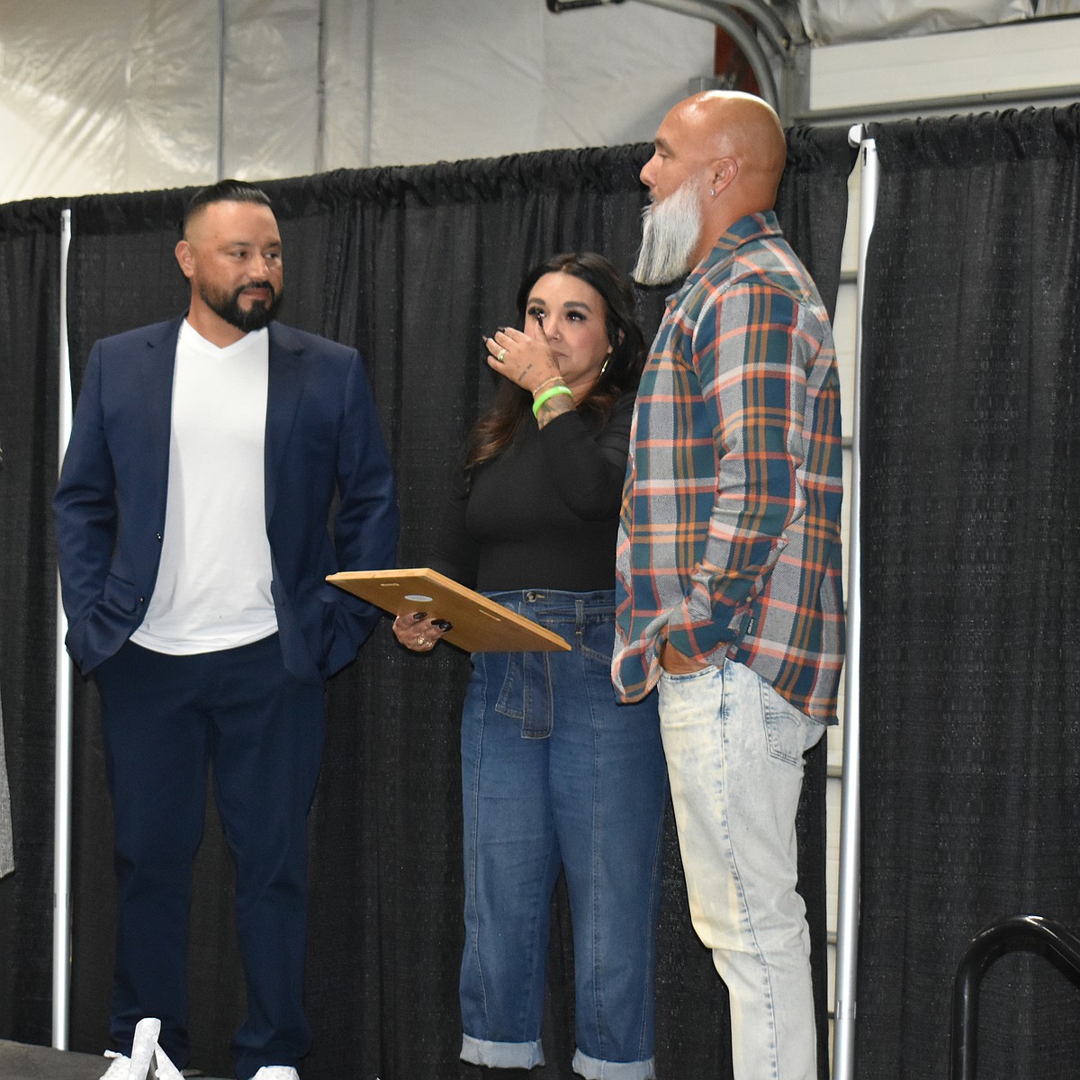 Moses Lake Chamber honors community leaders, passes the gavel at annual meeting