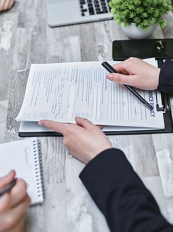 The price health insurance companies charge for employer-sponsored plans increased again this year, according to a survey by KFF.
